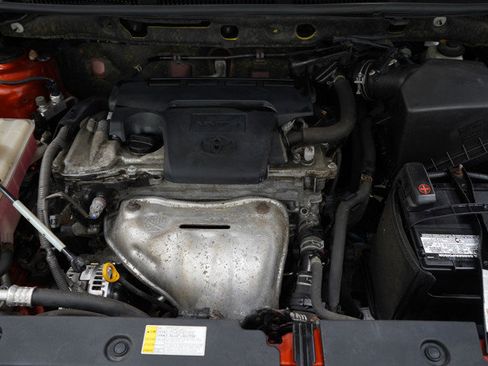 Used 2015 Toyota RAV4 LE image 26