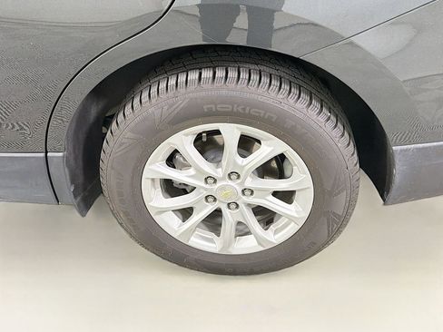 Used 2020 Chevrolet Equinox LS w/ LS Convenience Package image 31