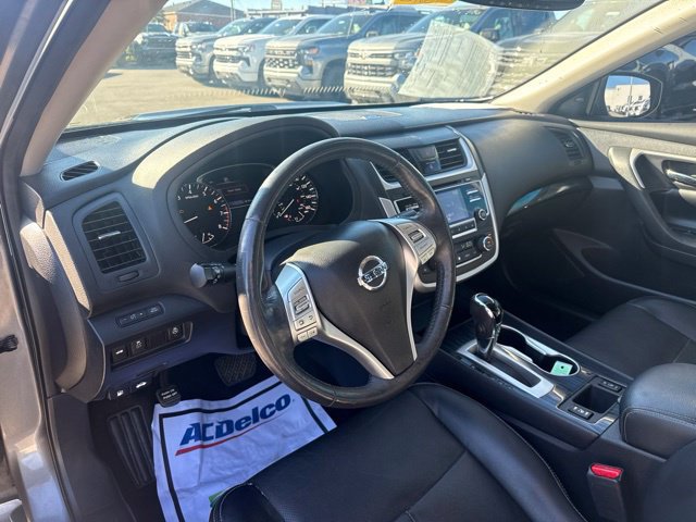 Used 2017 Nissan Altima 2.5 SL FWD image 10