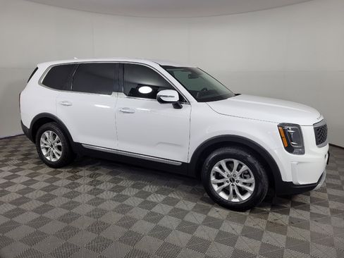 Used 2021 Kia Telluride LX FWD image 11