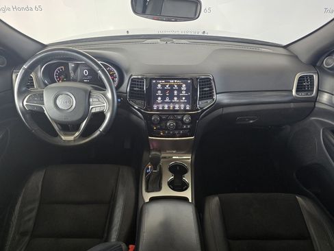 Used 2019 Jeep Grand Cherokee Altitude image 7