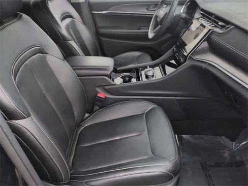 Used 2023 Jeep Grand Cherokee Limited w/ Trailer Tow Prep Group (B) image 21