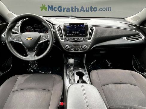 Used 2024 Chevrolet Malibu LT FWD image 9