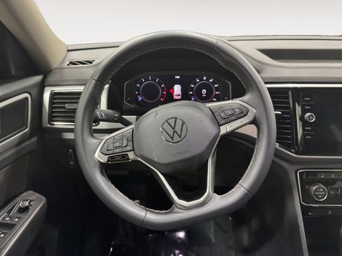 Used 2023 Volkswagen Atlas SE AWD/4WD image 12