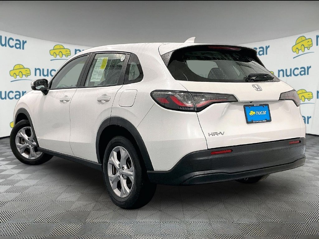 Used 2023 Honda HR-V LX image 4