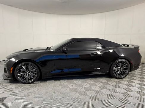 Used 2017 Chevrolet Camaro ZL1 RWD image 3