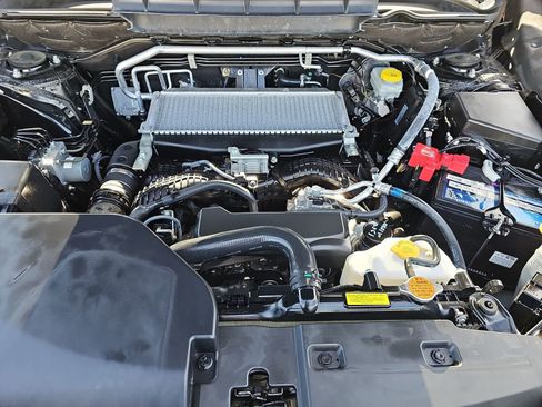 Used 2023 Subaru Ascent Limited image 31