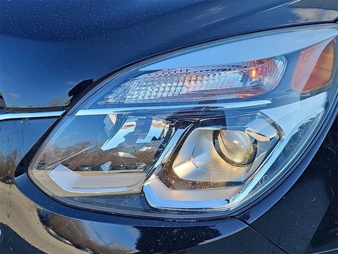 Used 2017 Chevrolet Equinox LS image 30