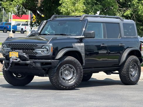 Certified 2024 Ford Bronco Everglades AWD/4WD image 1