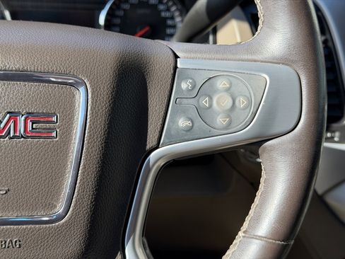 Used 2015 GMC Yukon XL SLT w/ Open Road Package image 19