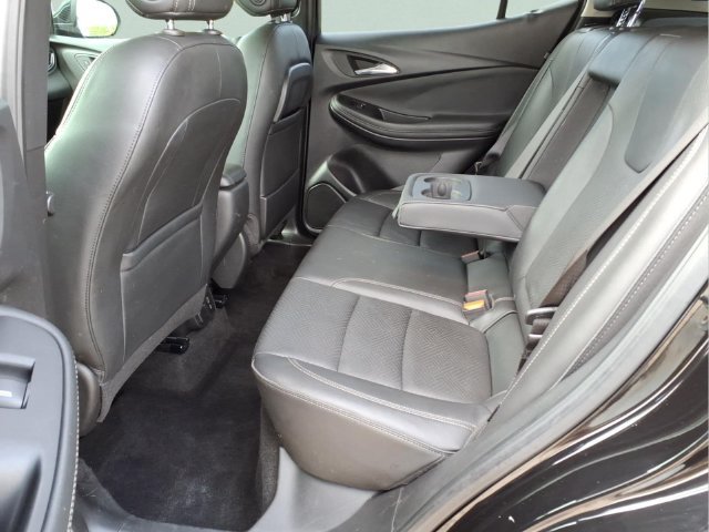 Used 2022 Buick Encore GX Essence FWD image 19