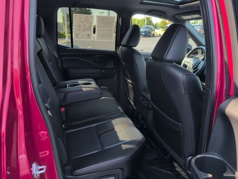 Used 2025 Honda Ridgeline TrailSport image 43