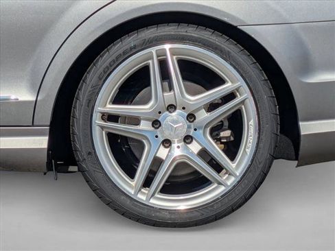 Used 2013 Mercedes-Benz C 250 Sedan image 24