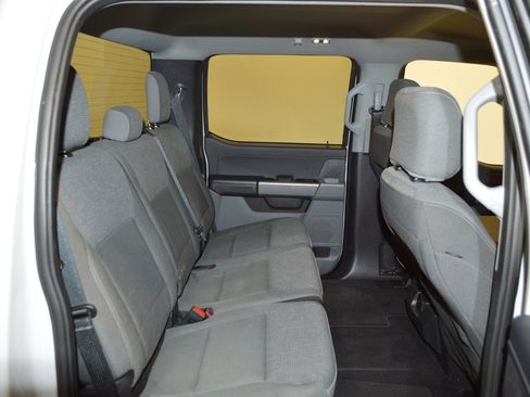 Used 2024 Ford F150 XLT image 12