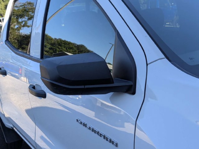 Used 2025 Chevrolet Colorado W/T RWD image 10