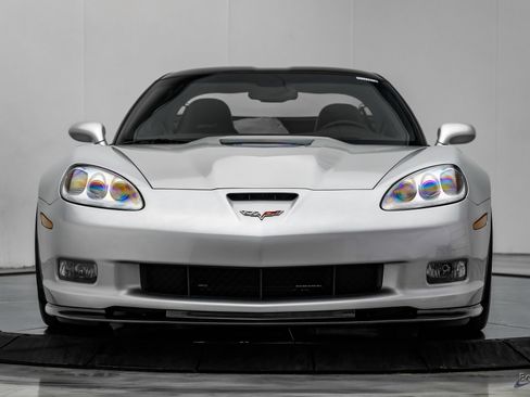 Used 2010 Chevrolet Corvette ZR1 w/ Preferred Equipment Group RWD image 33