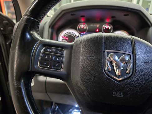 Used 2019 RAM 1500 Big Horn AWD/4WD image 23