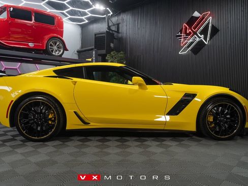 Used 2019 Chevrolet Corvette Z06 image 18