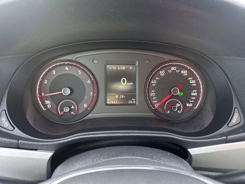 Certified 2021 Volkswagen Passat 2.0T S image 32