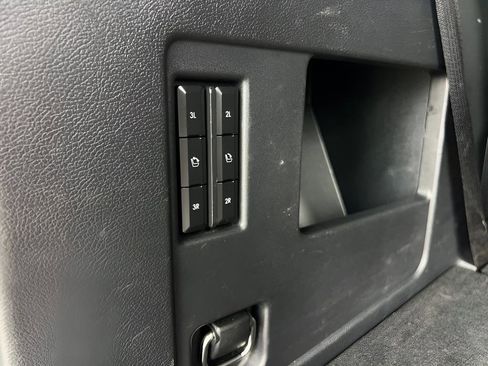 Used 2023 Lincoln Navigator 4WD image 30