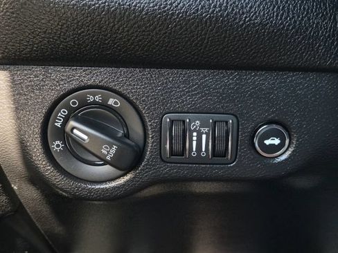 Used 2022 Dodge Challenger R/T Scat Pack RWD image 33