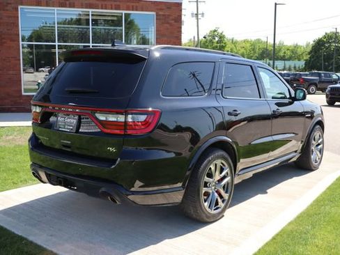 Used 2024 Dodge Durango R/T w/ Tow 'N Go Package AWD/4WD image 39