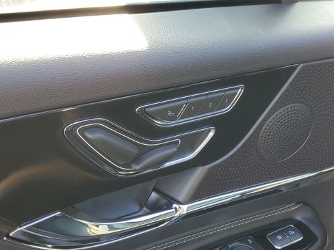 New 2026 Lincoln Corsair Premiere image 9