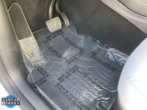 Used 2021 Tesla Model Y Long Range image 19