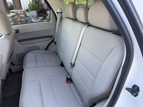Used 2012 Ford Escape XLT AWD/4WD image 23