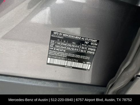 Certified 2025 Mercedes-Benz GLA 250 image 36