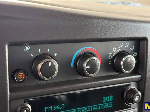 Used 2025 Chevrolet Express 2500 LT w/ LT Preferred Equipment Group RWD image 27