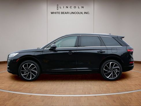 Used 2024 Lincoln Corsair Grand Touring w/ Equipment Group 301A AWD/4WD image 8