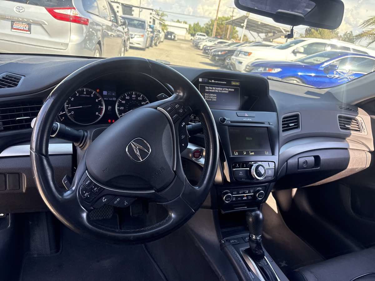 Used 2016 Acura ILX w/ Premium Package FWD image 5