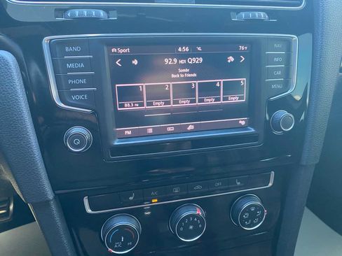 Used 2015 Volkswagen GTI S FWD image 17