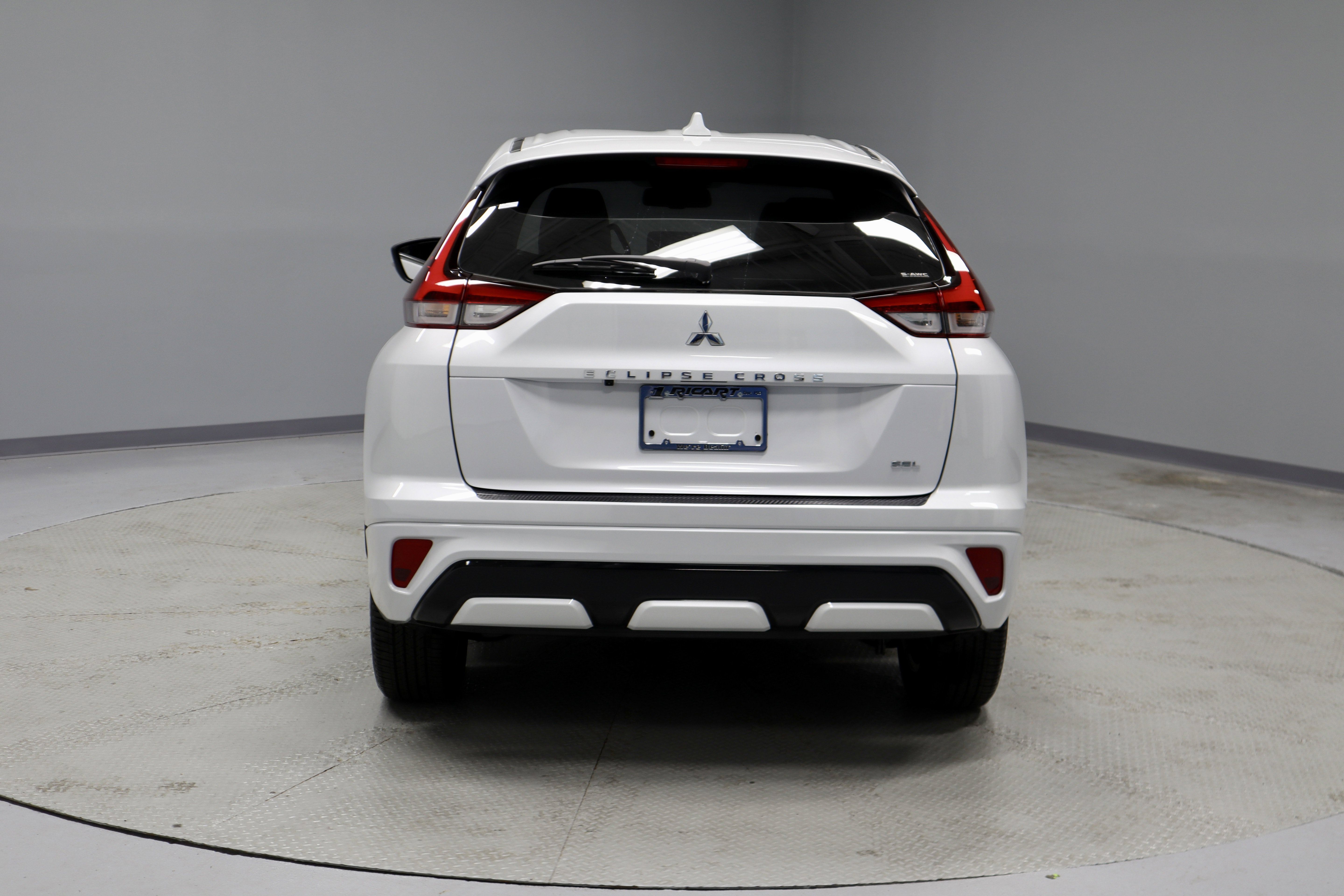 New 2026 Mitsubishi Eclipse Cross AWD image 7