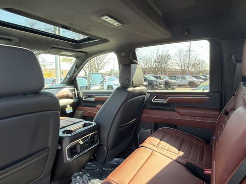 New 2026 GMC Sierra 2500 Denali Ultimate w/ Snow Plow Prep/Camper Package image 31