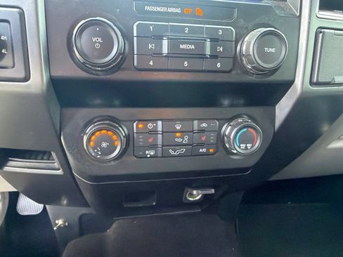 Used 2020 Ford F150 XLT w/ Equipment Group 302A Luxury AWD/4WD image 7