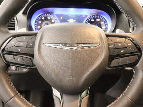 Used 2023 Chrysler 300 S RWD image 13