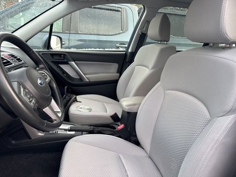 Used 2018 Subaru Forester 2.5i Premium image 6