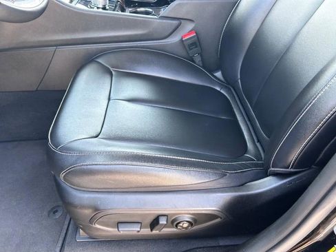 Used 2023 Jeep Grand Cherokee Limited image 20