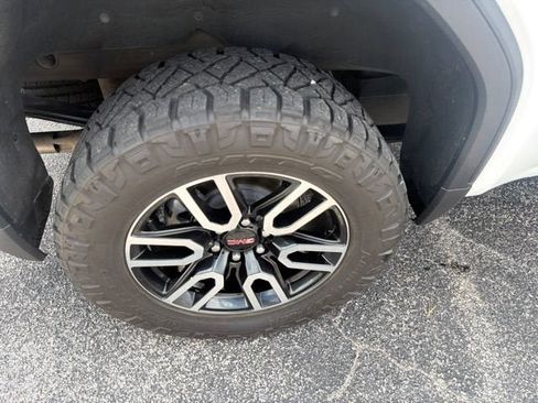 Certified 2023 GMC Sierra 1500 AT4 AWD/4WD image 12