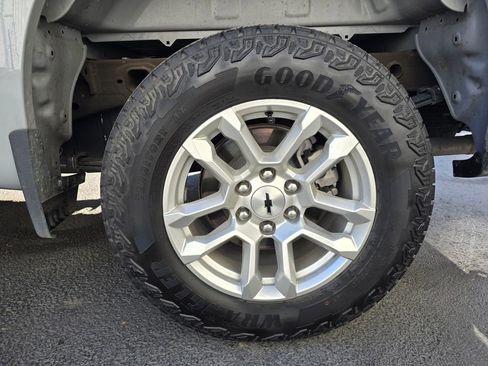 Used 2024 Chevrolet Silverado 1500 RST w/ Convenience Package II AWD/4WD image 6
