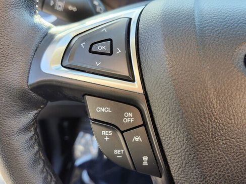 Used 2022 Ford Edge SEL w/ Sport Appearance Package image 28