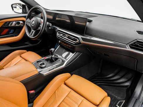 Used 2023 BMW M2 w/ Lighting Package image 9
