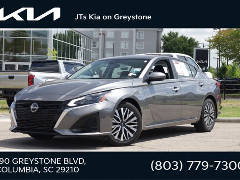 Used 2023 Nissan Altima 2.5 SV FWD image 1