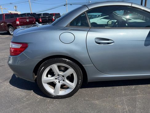 Used 2012 Mercedes-Benz SLK 250 w/ Premium I Pkg image 44