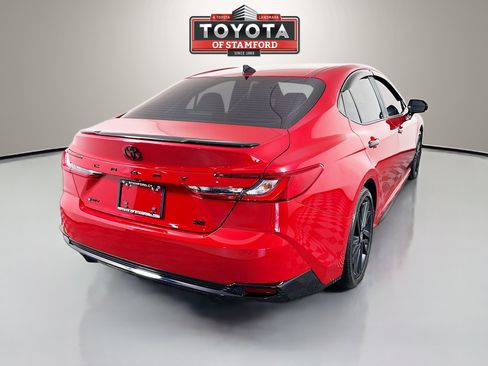 Used 2026 Toyota Camry Hybrid FWD image 7