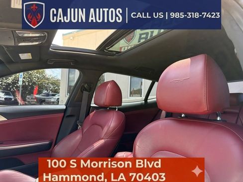 Used 2020 Kia Stinger GT1 RWD image 11