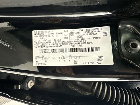 Used 2020 Ford F250 XLT w/ XLT Premium Package image 19