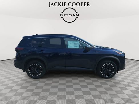 New 2026 Nissan Rogue Dark Armor FWD image 4